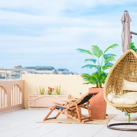 Thea - Rooftop Seaview Jacuzzi 公寓 罗希姆诺