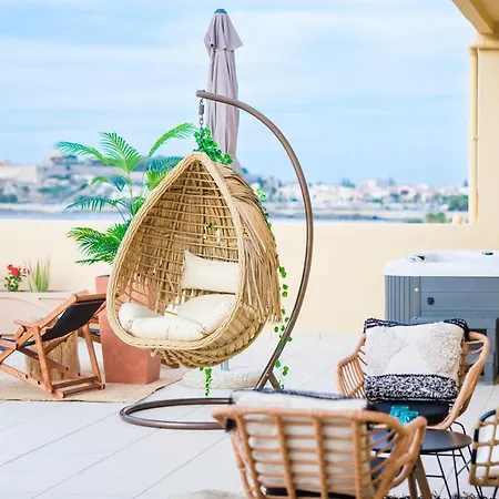 Thea - Rooftop Seaview Jacuzzi * Rethymno (Crete)