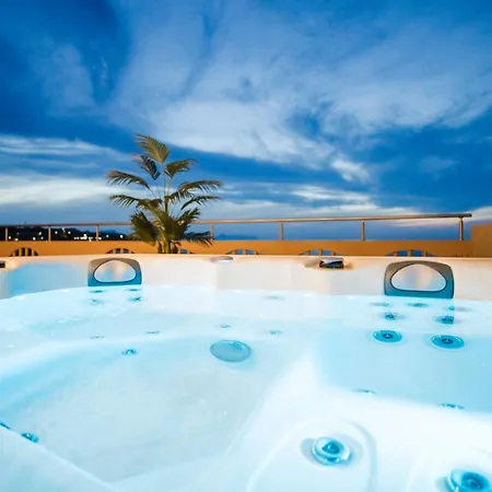 Apartamento Thea - Rooftop Seaview Jacuzzi *